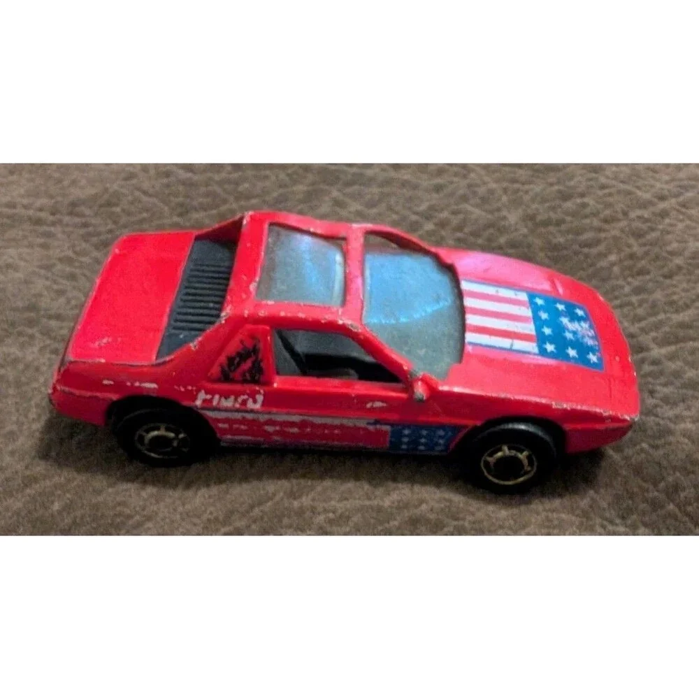 VTG Hot Wheels The Hot Ones 1984 Pontiac Fiero 2M4 Race Car 1458 Malaysia 1/64
